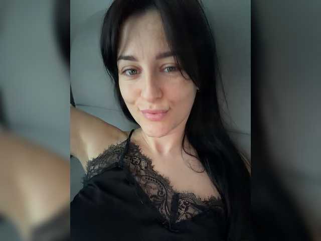 Bella08