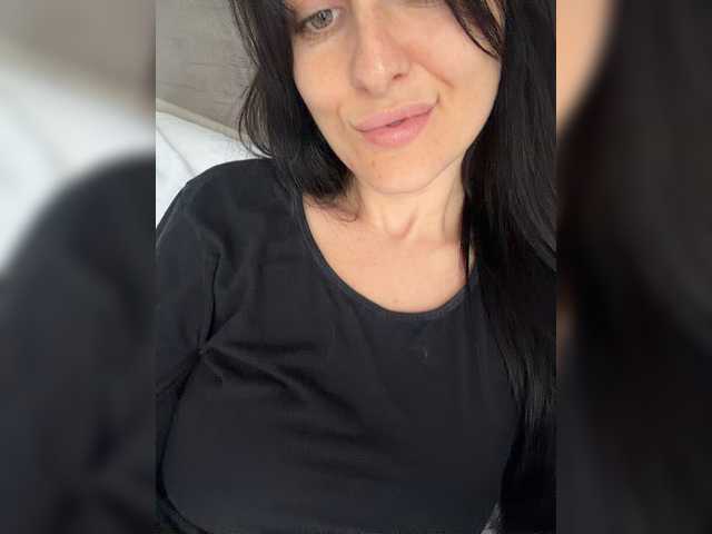 Viksi66 live cam on BongaCams