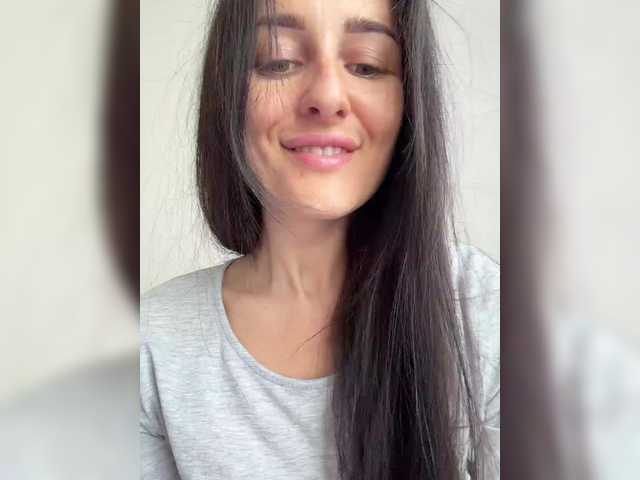 Viksi66 live cam on BongaCams