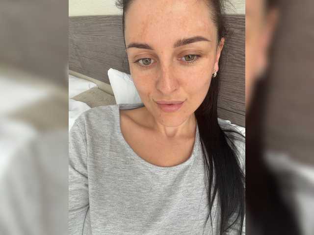 Viksi66 live cam on BongaCams