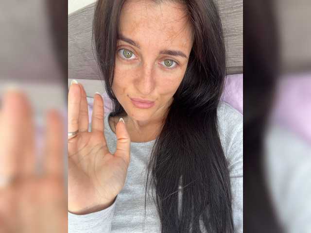 Viksi66 live cam on BongaCams
