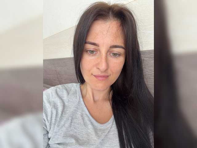 Viksi66 live cam on BongaCams