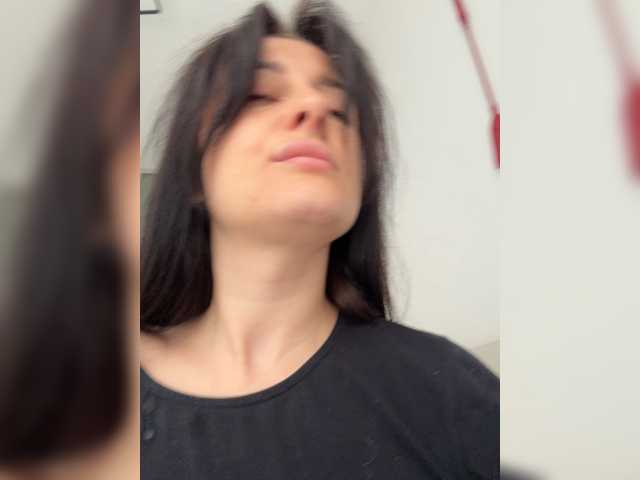 Bella08