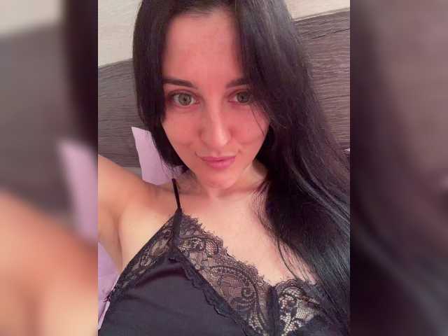 Viksi66 live cam on BongaCams