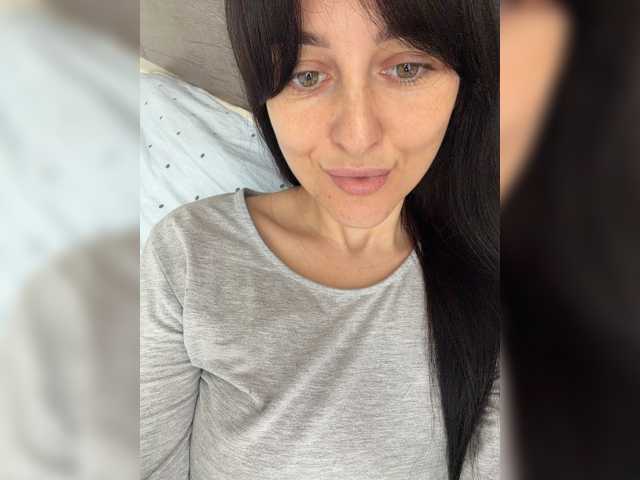 Viksi66 live cam on BongaCams