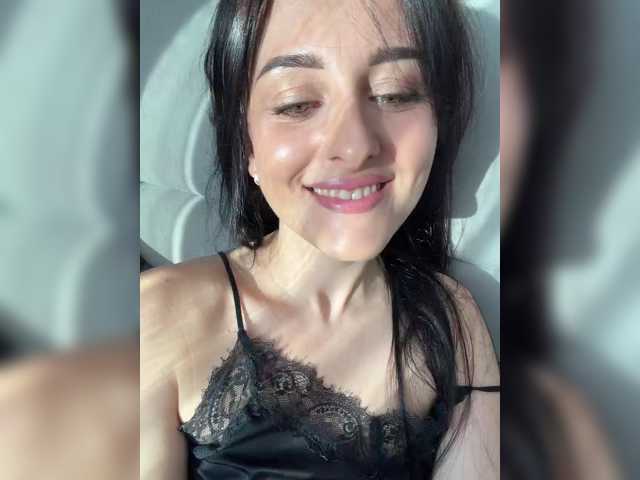 Bella08