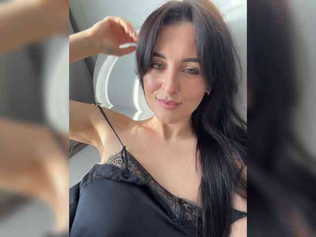 Bella08 webcam
