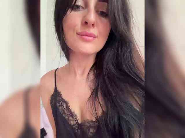 Bella08 webcam