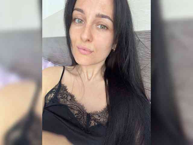 Bella08 webcam