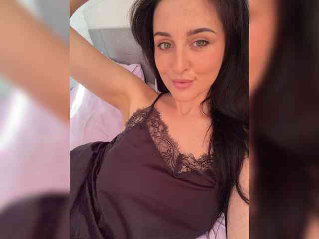 Bella08 webcam
