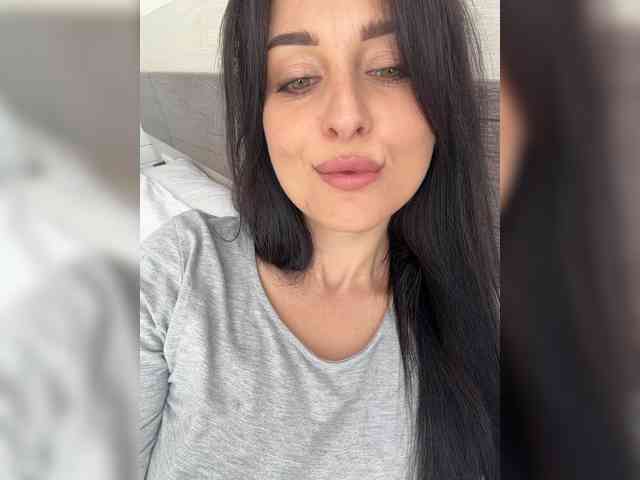 Bella08 webcam