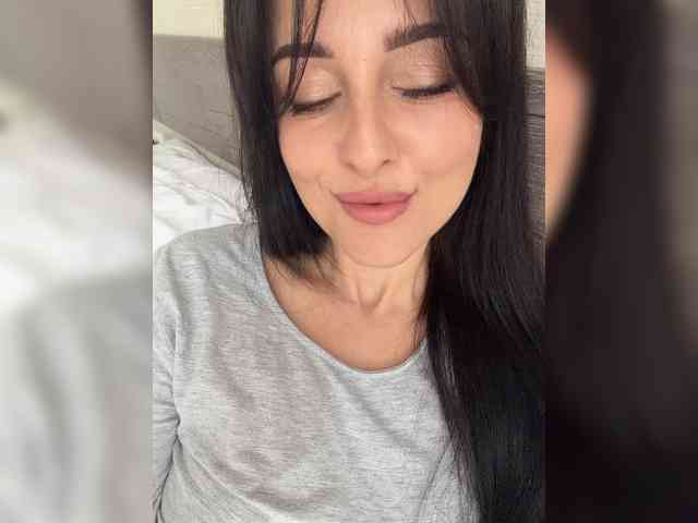 Bella08 webcam