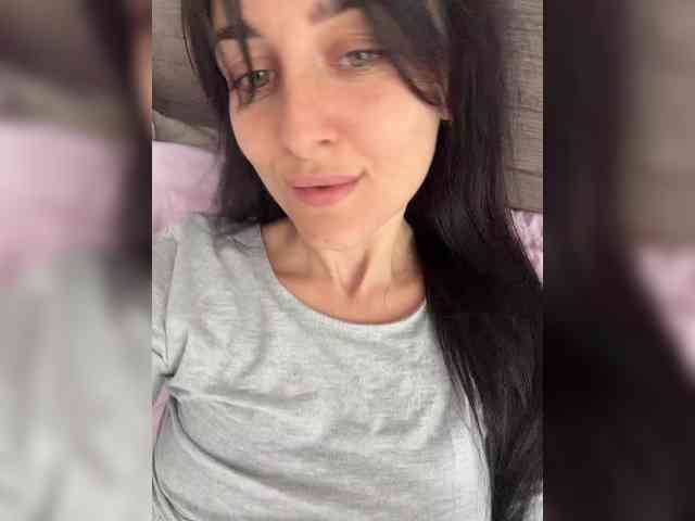 Bella08