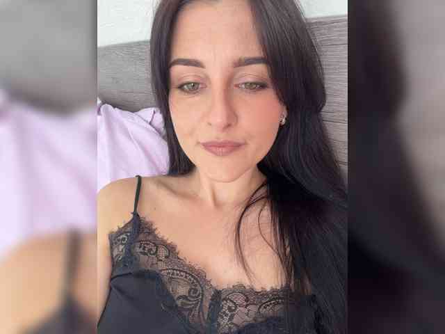Bella08 webcam