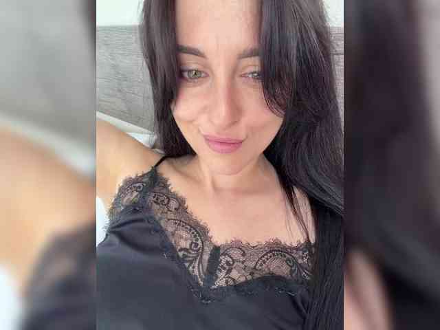 Bella08 webcam