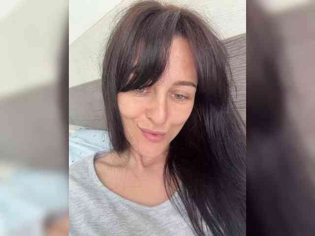 Bella08