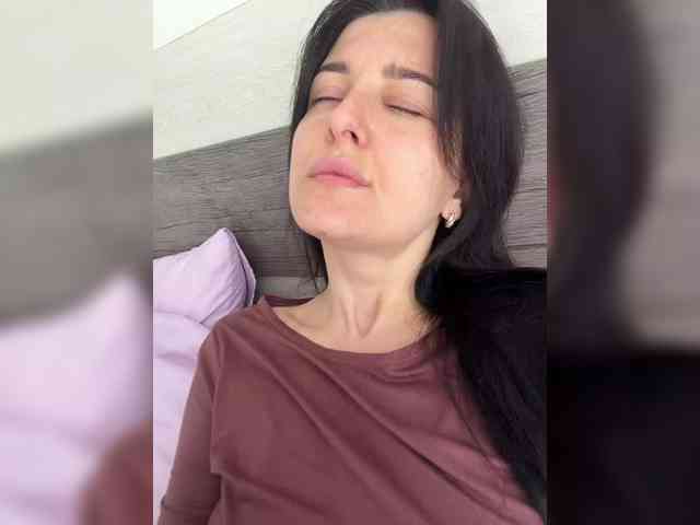 Bella08