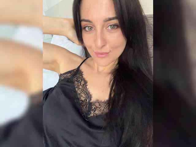 Bella08