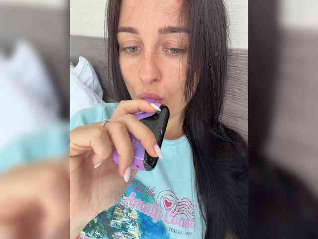 Nikki88 webcam