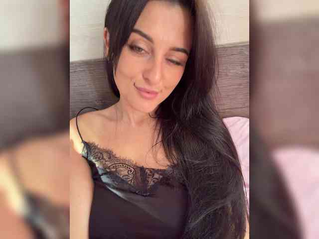 Bella08 webcam