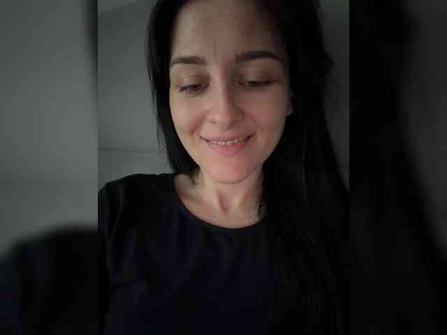 Bella08