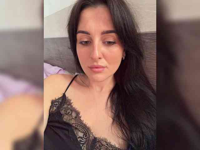Bella08 webcam