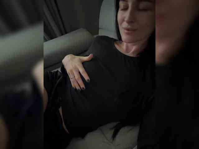 Bella08