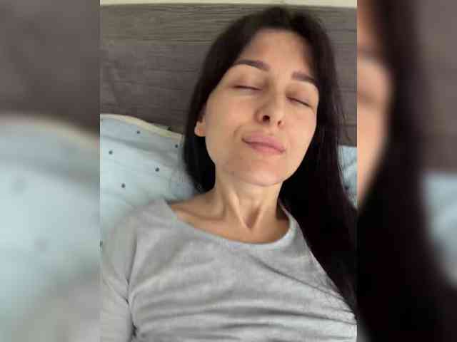 Bella08