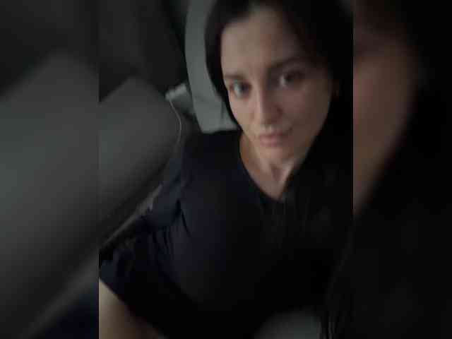 Bella08 webcam
