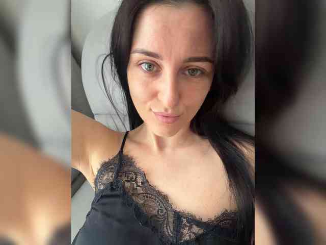 Bella08 webcam