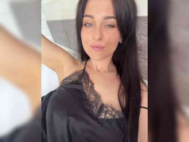 Bella08 webcam