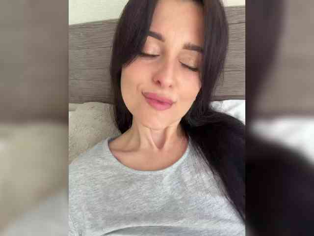 Bella08 webcam