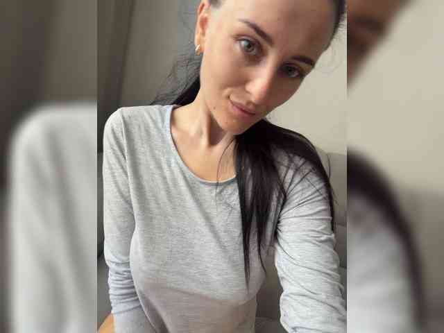 Bella08 webcam