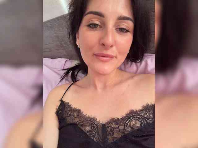Bella08 webcam