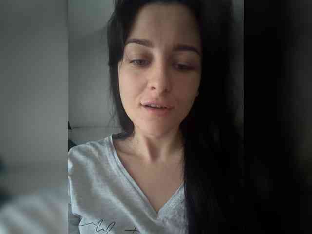 Bella08