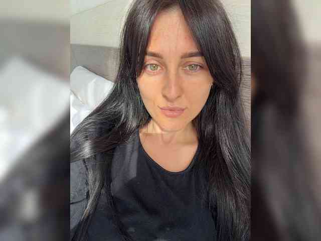 Bella08 webcam