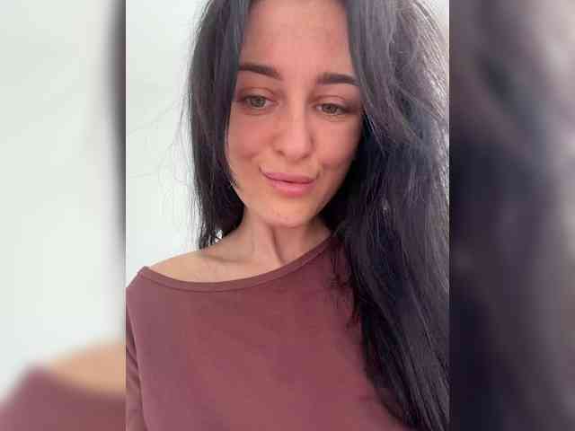 Bella08