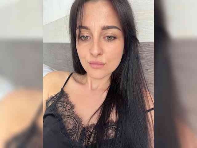Bella08 webcam