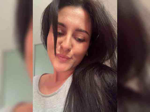 Bella08 webcam