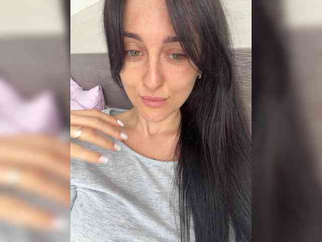 Bella08 webcam