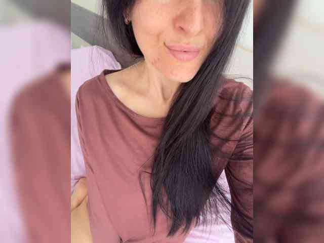Bella08 webcam