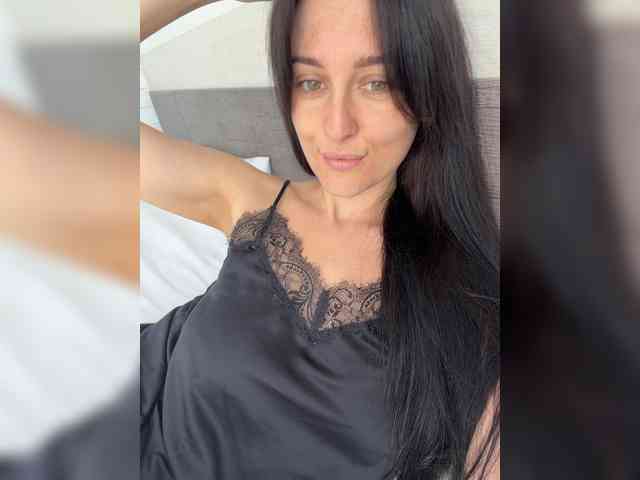 Bella08