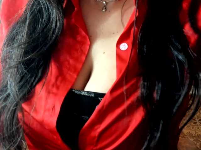 katherine-blair live cam on BongaCams
