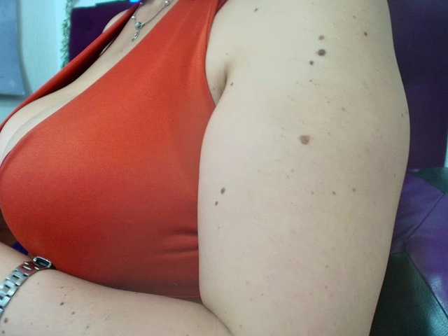 katherine-blair live webcam show