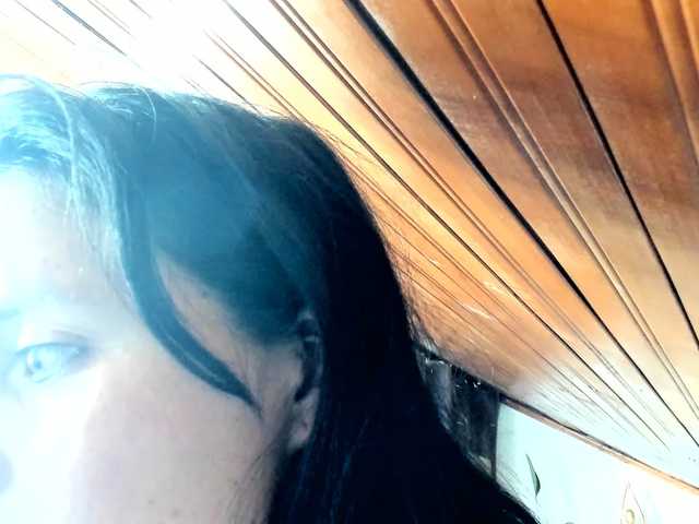 katherine-blair live cam on BongaCams