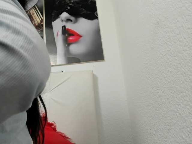katherine-blair, live now on BongaCams
