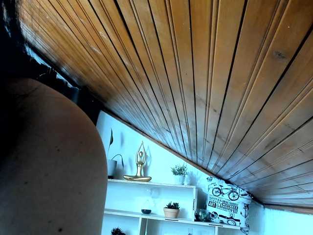 katherine-blair live cam on BongaCams