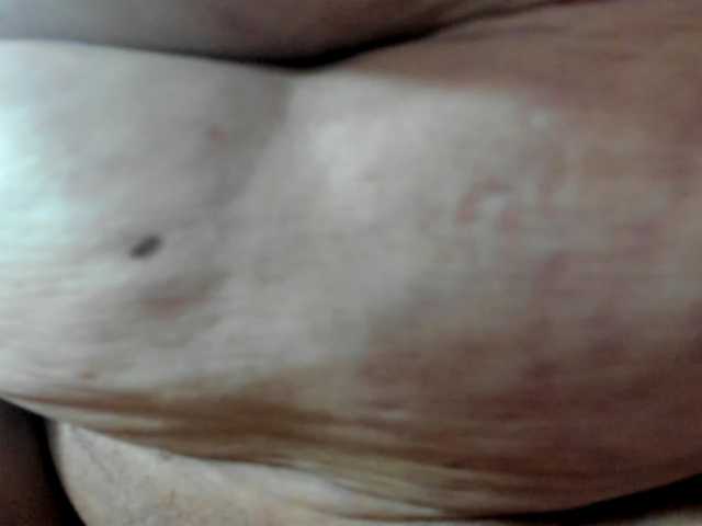 katherine-blair live cam on BongaCams