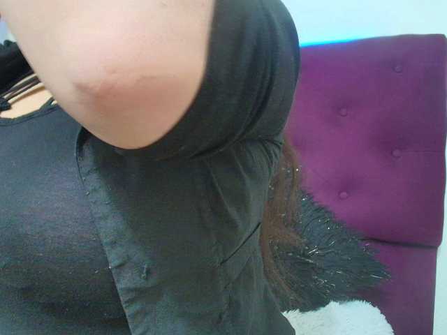 katherine-blair live webcam show