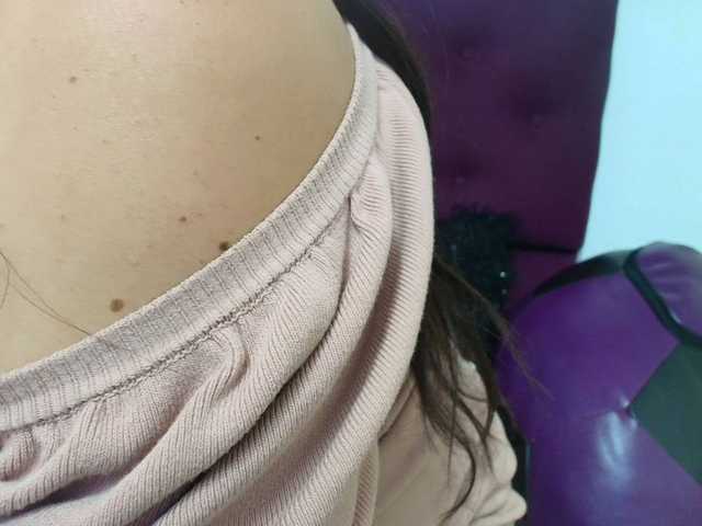 katherine-blair live webcam show